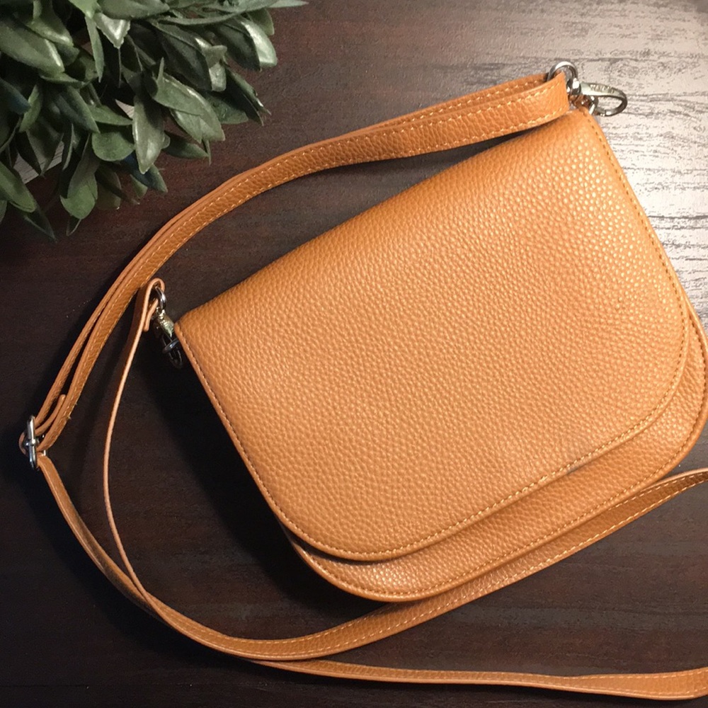 Thirty-one crossbody/fannie pack bag.